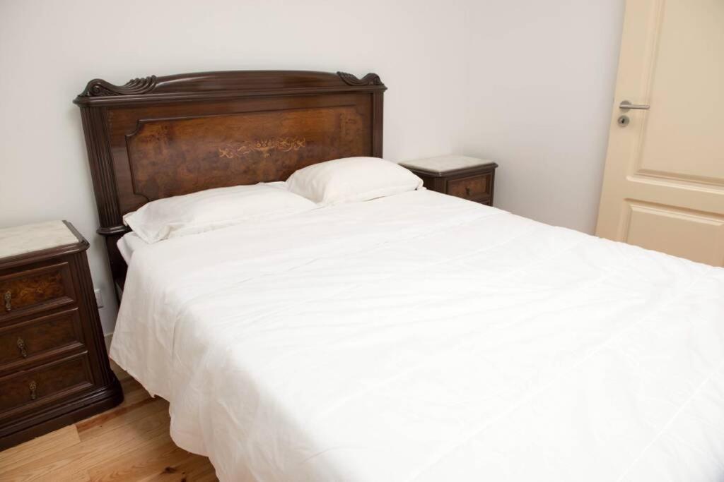 Apartamento Perto Do Centro De Lisboa Com Elevador Appartement Buitenkant foto