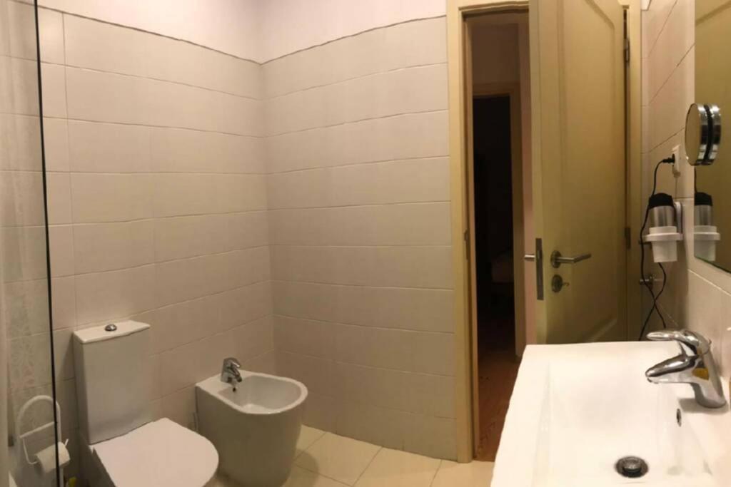 Apartamento Perto Do Centro De Lisboa Com Elevador Appartement Buitenkant foto